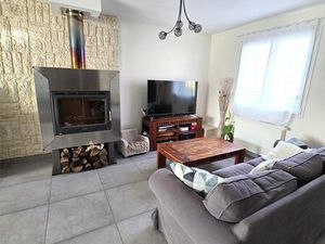 Exclusivité - Pavillon de plain-pied - La Suze sur Sarthe - 100 m2 - 4 chambres