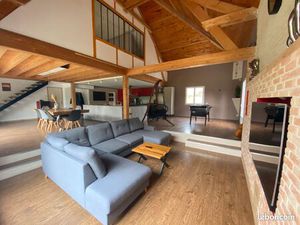 Maison CHELLE-DEBAT - 3 chambres - 207m2