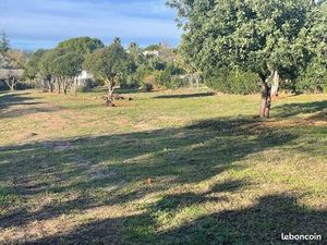 Terrain 592 m² Cassis