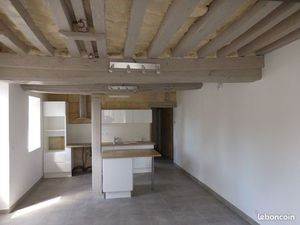 Charmant F3 avec courette