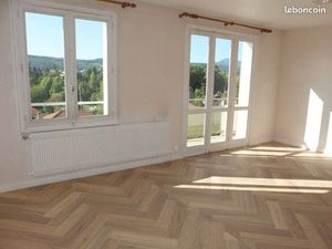 Appart lumineux de type 3 - RIOM