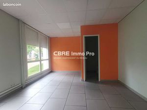 Bureaux 68 m²