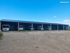 Hivernage camping car  bateaux  vehicule de collection