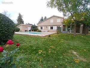 Maison 6 pièces 200 m²