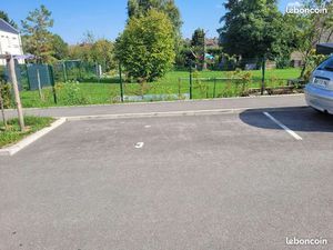 Deux places de parking à la Hotoie dans une copropriété neuve