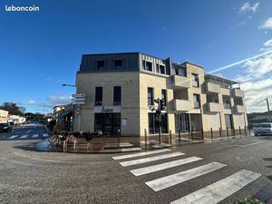 Local commercial 79 m² GRADIGNAN