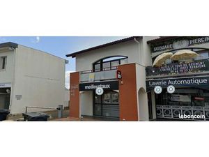 Local commercial 68 m²