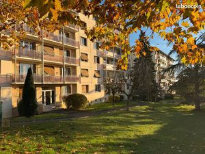 GLEIZE 69400 QUARTIER LES ROUSSES  bel emplacement avec vue sur le beaujolais  proche tout