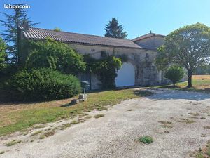 ?? À vendre – Authentique maison charentaise rénovée à Lachaise (Charente)  lieu-dit Chez 