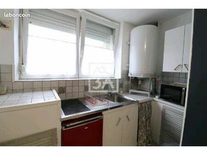 Studio 1 pièce 14 m²