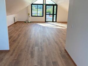 Local commercial bureau