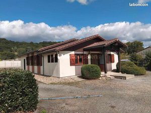 Local d'activité 162 m²