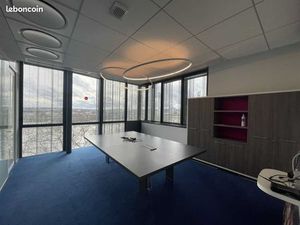 Bureaux 364 m²
