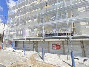 Local commercial 231 m²