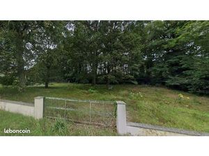 Terrain 1 080 m² Mees