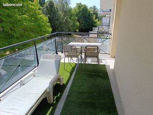 À vendre grand T2 avec terrasse