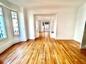 Bureaux standing 140 m2 au centre de Pau