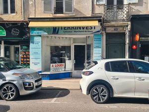 Local commercial centre ville