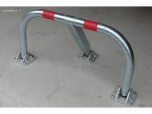 Parking/box 1 pièce 12 m²