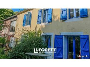 Maison 8 pièces 300 m²