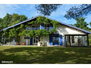 Propriété avec gîte  9 pièces 262 m²