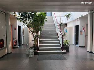 Bureau 458 m²