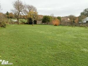 Terrain 872 m² ST ETIENNE DE MONTLUC