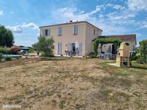 Maison contemporaine lumineuse proche du centre