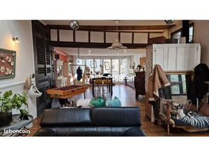 Loft 3 pièces 107 m²