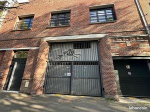 Place de Parking sécurisé