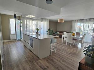 Appartement T3-4  proche Chartrons