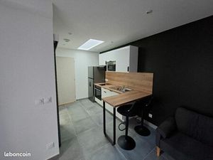 T2 meublé procge du port