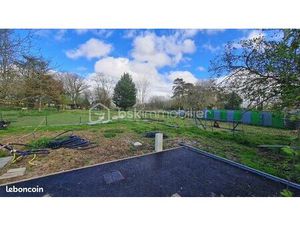 Terrain 1 000 m² Courquetaine