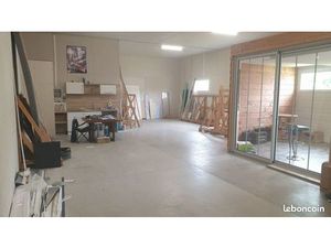 Atelier bureau entrepot garage local - 115m² -