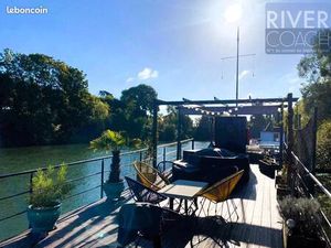 Appartement 6 pièces 220 m²