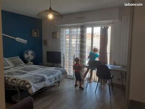 Studio à louer à l'année