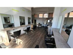 Local TOUS commerces / Coiffure