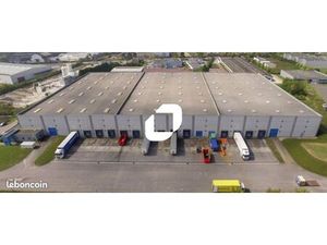 Local industriel 12 678 m²