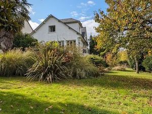 (Rare) Maison de charme à Brunoy – 8 pièces  180 m² sur 907 m² de terrain