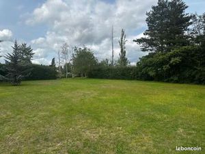 Terrain 1 200 m² Saint Bonnet Pres Riom