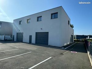 Bureau 17M2 petit budget à proximité immédiate N89