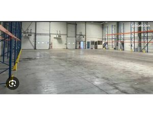 Cherche hangar a louer pour évènement