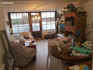 Pres Thoiry location appartement f4/5 par part 990