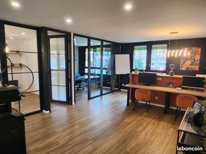 Bureaux Place de la liberté à Conflans