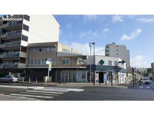 LOCAL PROFESSIONNEL 42 m2