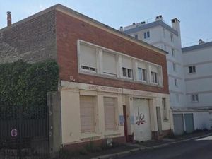 Local d'activité 332 m²