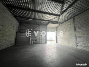Local d'activité 310 m²