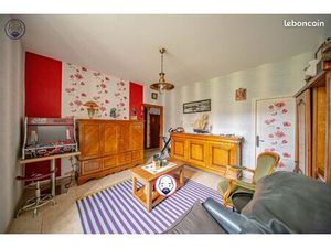 Maison 16 pièces 270 m²