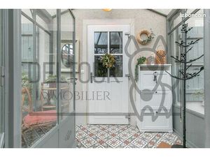 Propriété 11 pièces 251 m²