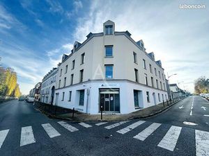 Loft/atelier/surface 7 pièces 225 m²